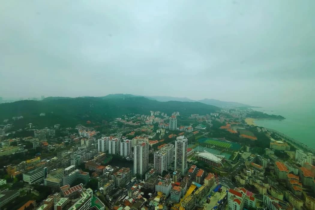 View photo 3