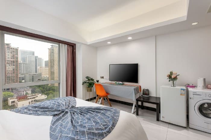 Leisurely high-rise view room