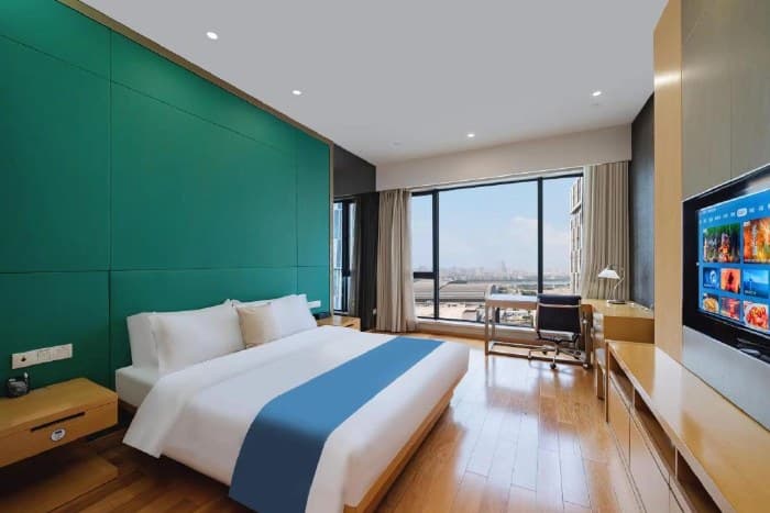 Deluxe King Room