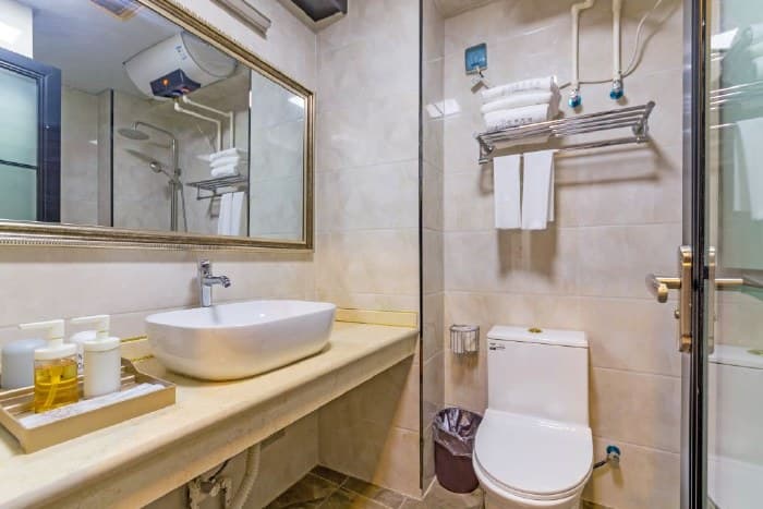 Preferred double room (with air conditioning)