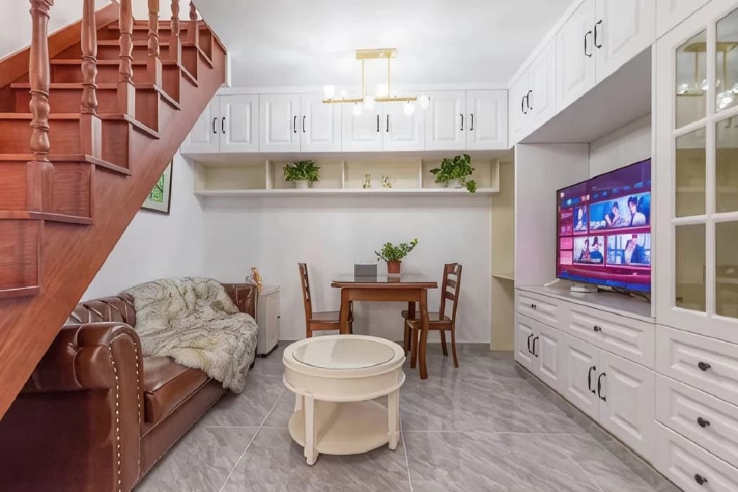 1-bedroom apartment for rent in Huaihai Road/Xintiandi area | Shanghai Adu888 Featured Homestay