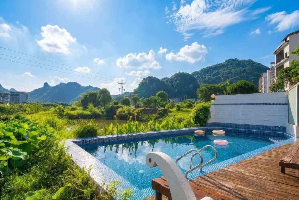 10-bedroom standard apartment for rent near West Street/Shenshan Road | Yangshuo Durian Room Homestay