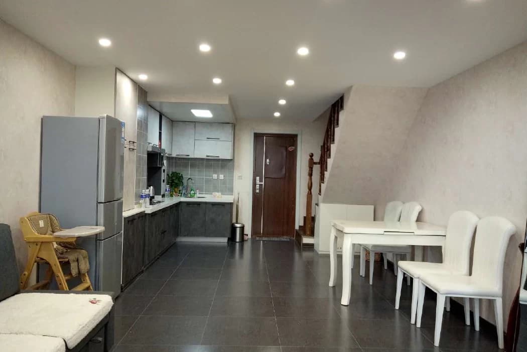 International Convention and Exhibition Center/Provincial Government Office Building, Entire Duplex Apartment for Rent | Xiuxiu's Little Nest