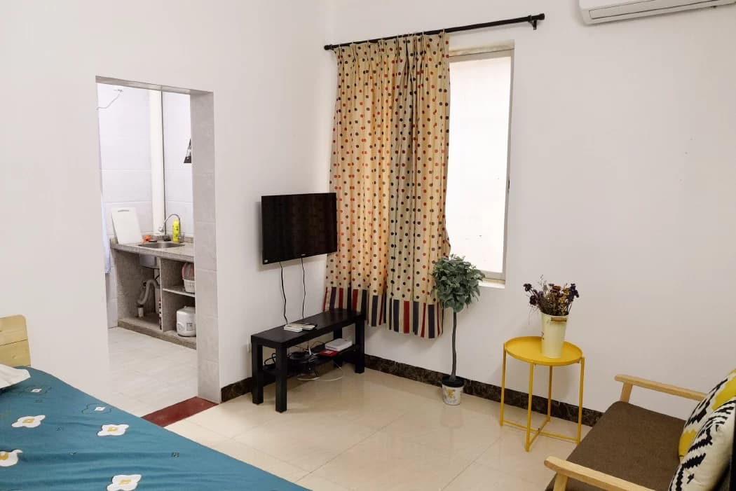One-bedroom apartment for rent near Jiangnanxi/International Textile City/Zhujiang South | 3-minute walk from Zhujiang Hospital