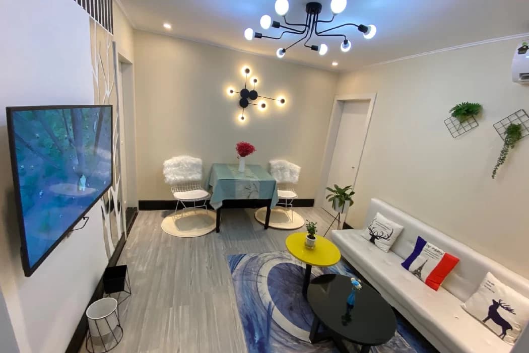 Bund Entire Guesthouse 1-Bedroom Rental | Lucky Cat 🐈