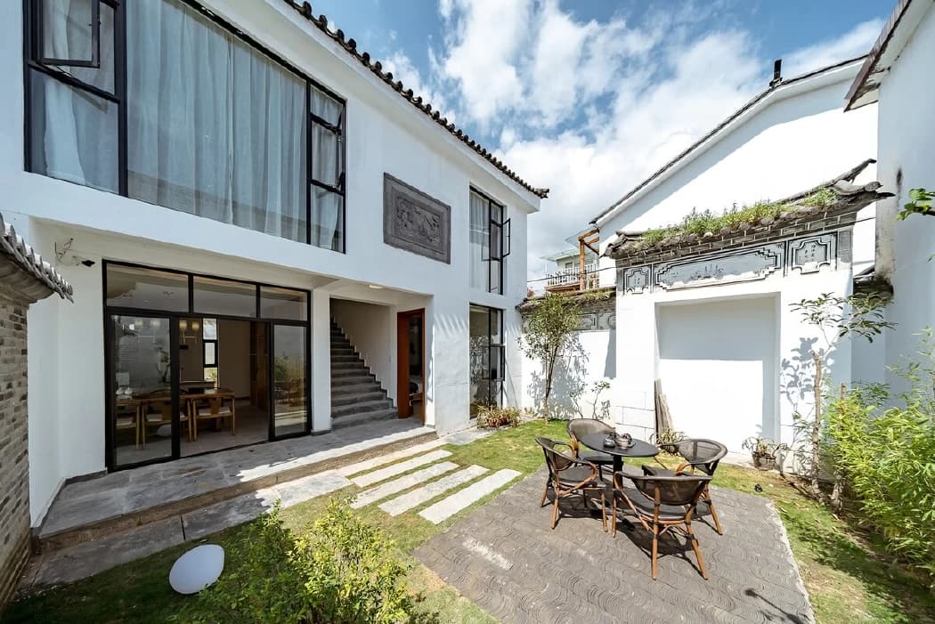 3-Bedroom Courtyard House for Rent in Dali Old Town | Wait for Me Homestay • Brand Chain