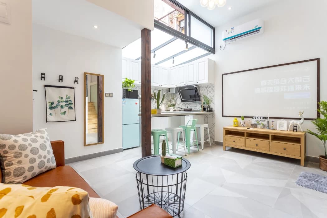 Huaihai Road/Xintiandi area, 1-bedroom standard apartment for rent | Reindeer B&B