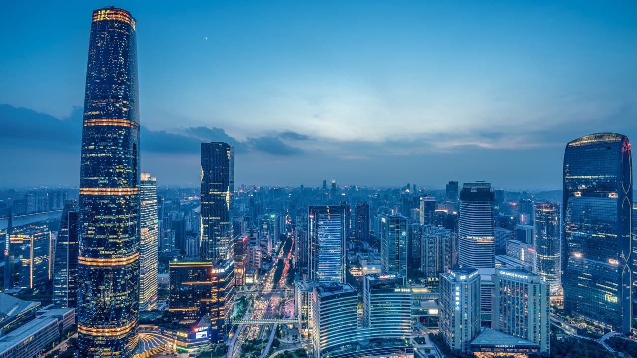 Fashionable shopping and Guangzhou cuisine are just steps away.