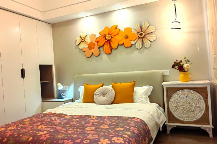 2-Bedroom Apartment for Rent in Xujiahui Area | Zhiwang Honghua Boutique Homestay