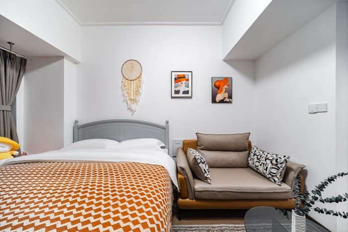 Overall room