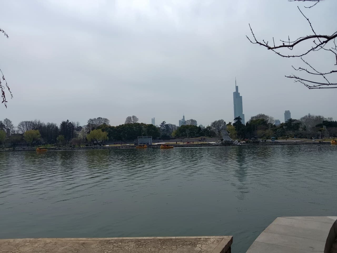 Plum Blossom Mountain and Xuanwu Lake