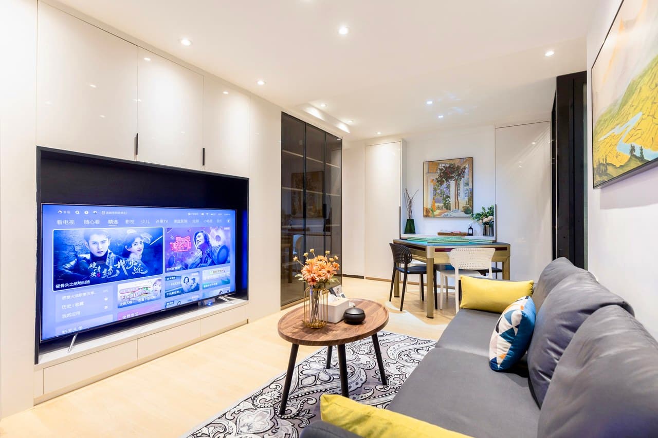 Fully equipped with entertainment facilities