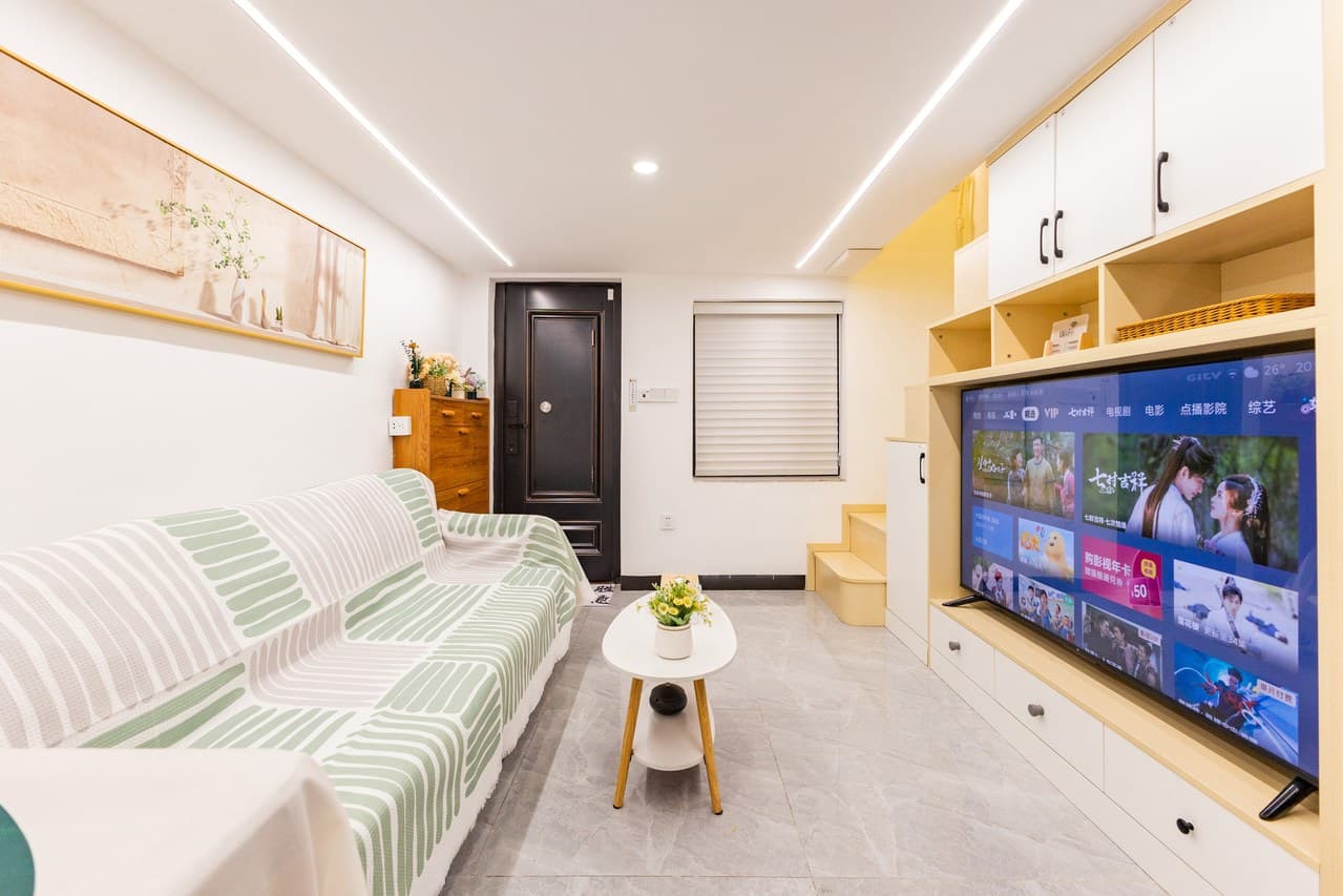 Roller coaster mahjong machine and home theater
