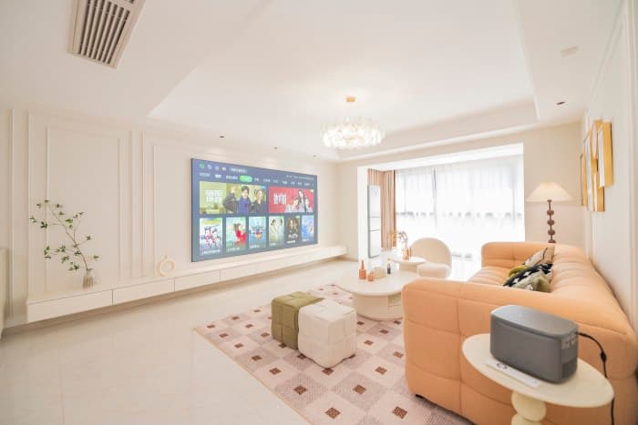 Jianghan Road/Hankou River Beach Entire Apartment for Rent (3 Bedrooms) | Busy and Cute~