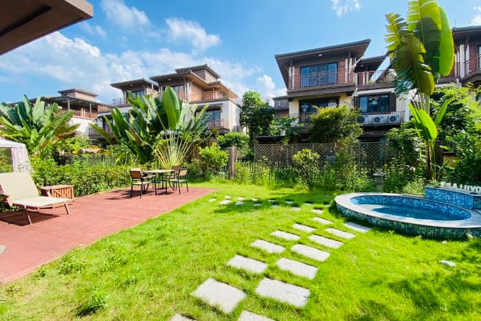 4-bedroom villa for rent in Midea Luhu Resort | Yinglu Villa with private hot spring and swimming pool (Midea Luhu Villa, Foshan)