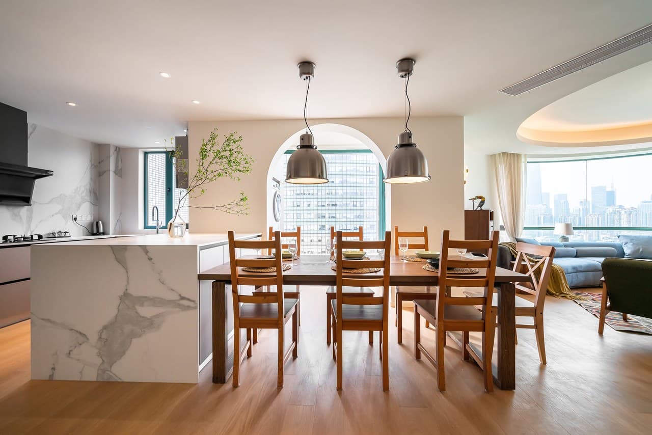 Extra-large open kitchen, perfect for photoshoots, parties, and private cooking.