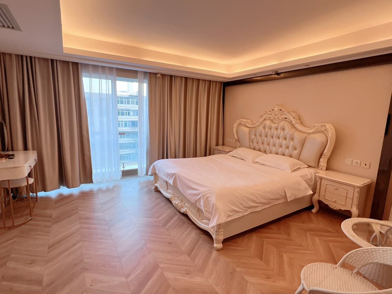 Workers' Stadium Sanlitun Family Two-Bedroom Three-Bed Suite