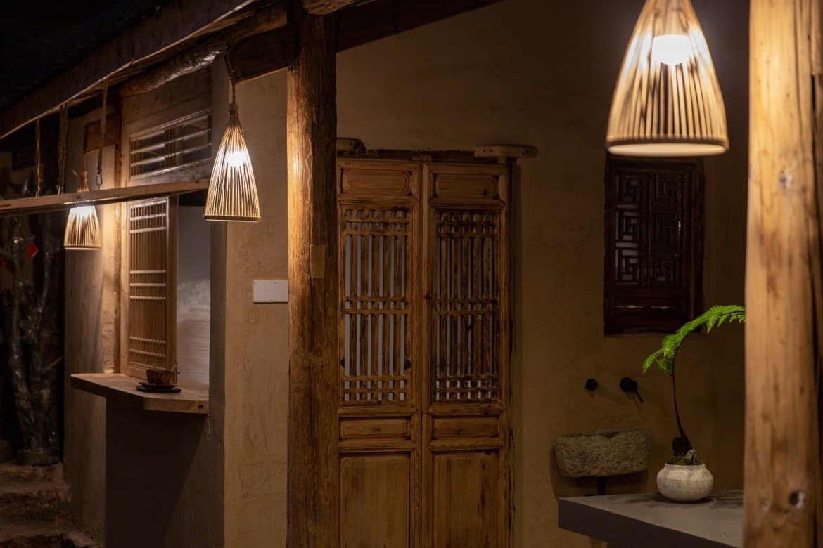 One courtyard, one living room