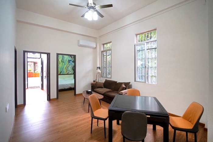 4-bedroom guesthouse for rent near Haizhu Square/Beijing Road Pedestrian Street | Lanwanju landlord