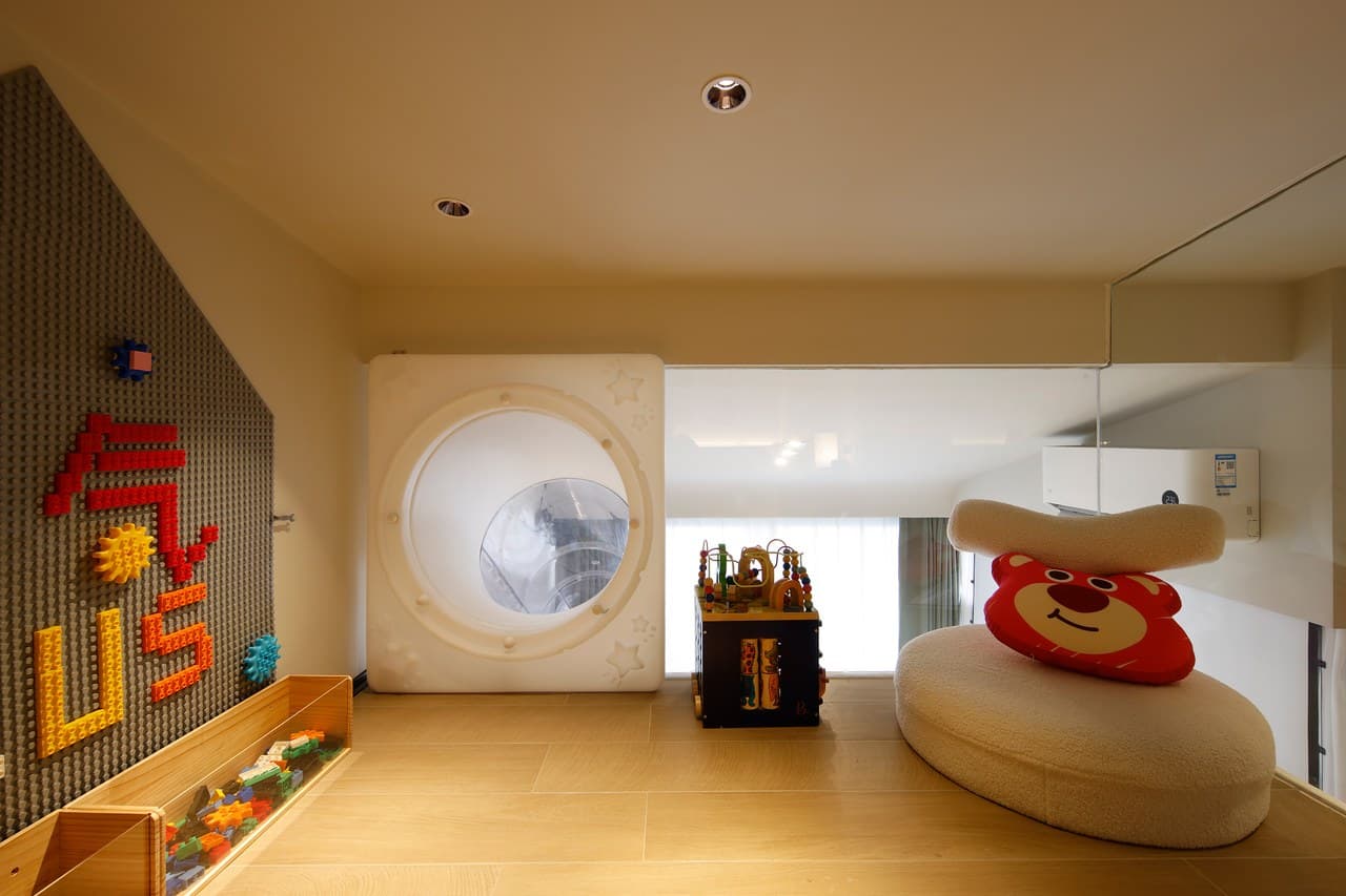 Toy Story Family Room and Popular Slide