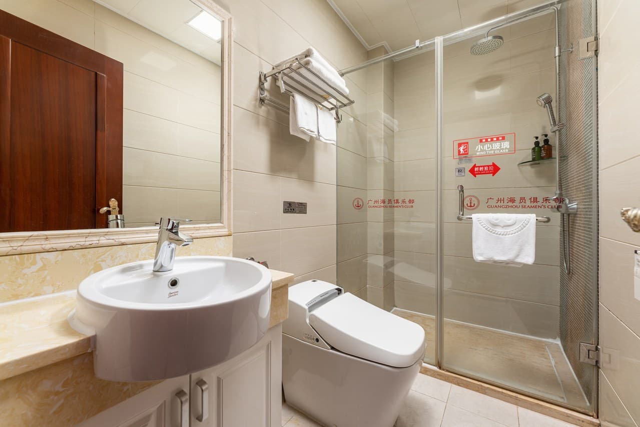 White House Inn's Unique Facilities