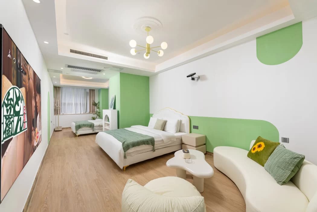 One-bedroom serviced apartment for rent near Haizhu Square/Beijing Road Pedestrian Street | White House Hostel (Beijing Road Pedestrian Street)