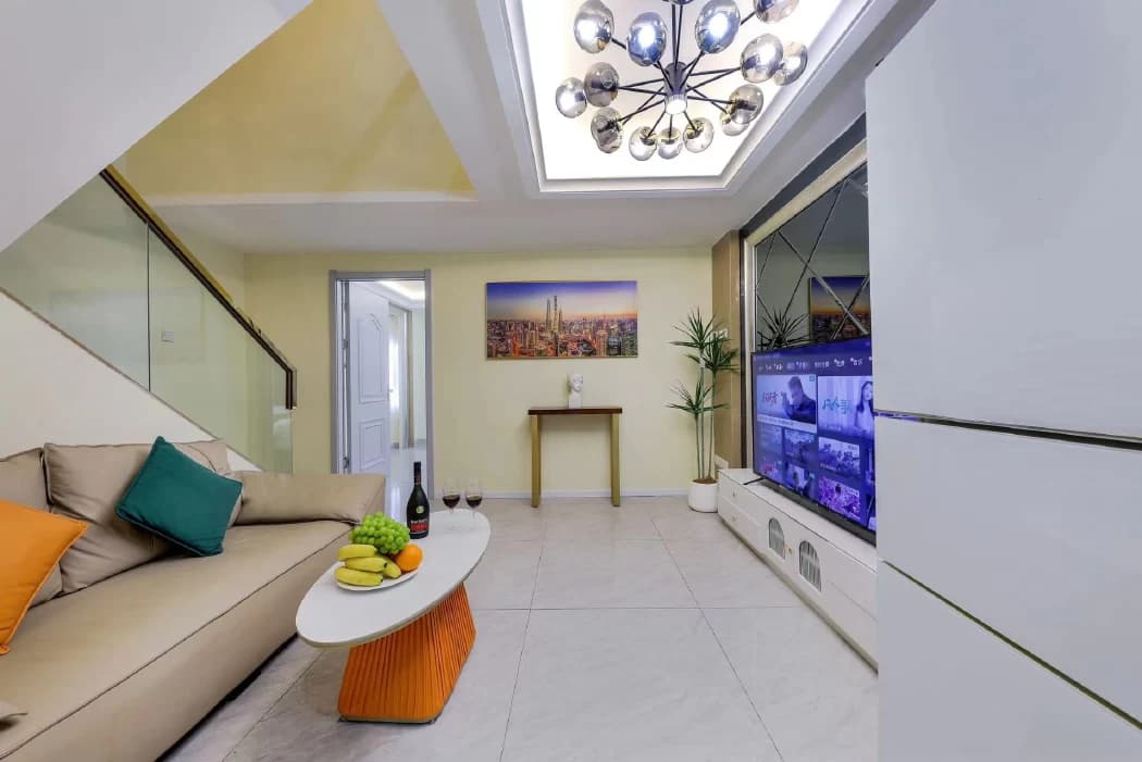 2-Bedroom Duplex Apartment for Rent in Sanlitun/Workers' Stadium/Dongzhimen Area | YueSu [Yongli International Apartment Branch]