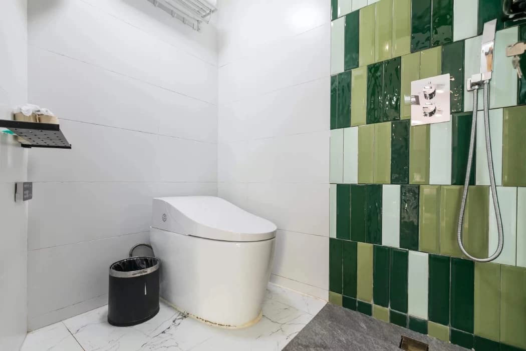View photo 5