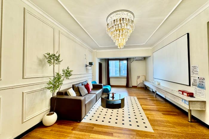 Central Avenue Pedestrian Street/St. Sophia Cathedral/Flood Control Monument - 5-Bedroom Apartment for Rent | Relaxing Time