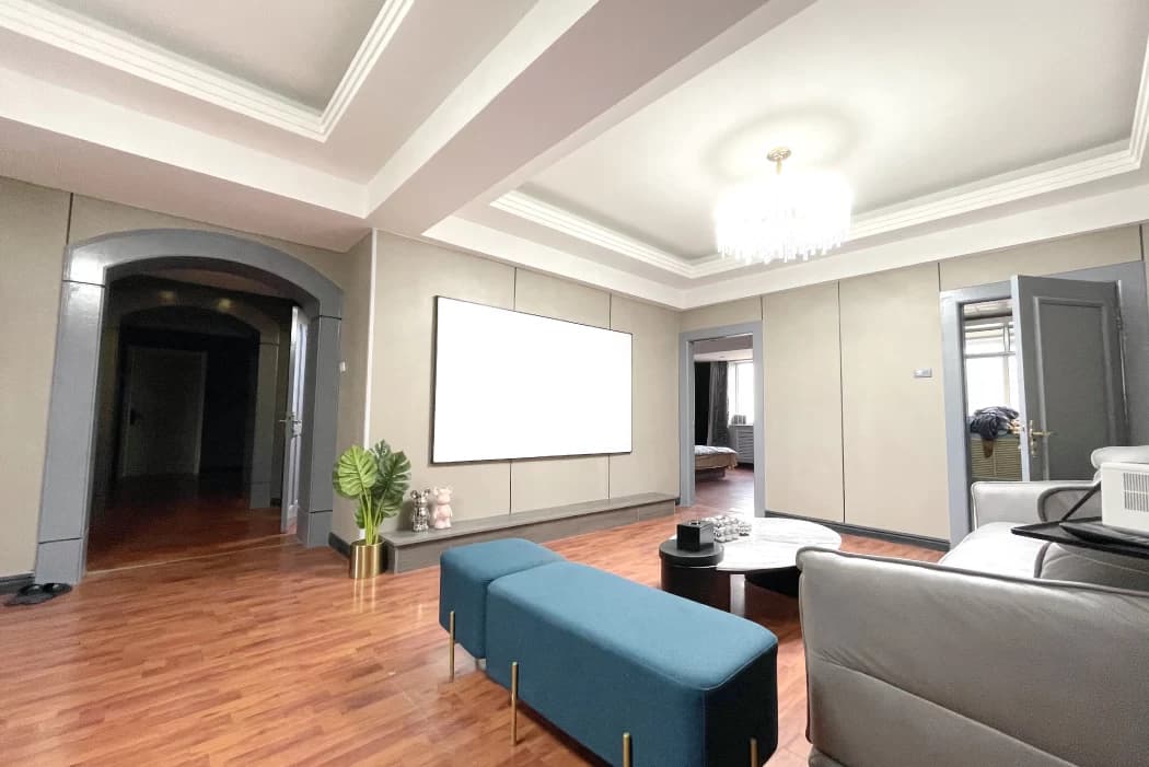 Central Avenue Pedestrian Street/St. Sophia Cathedral/Flood Control Monument - 5-Bedroom Apartment for Rent | Relaxing Time