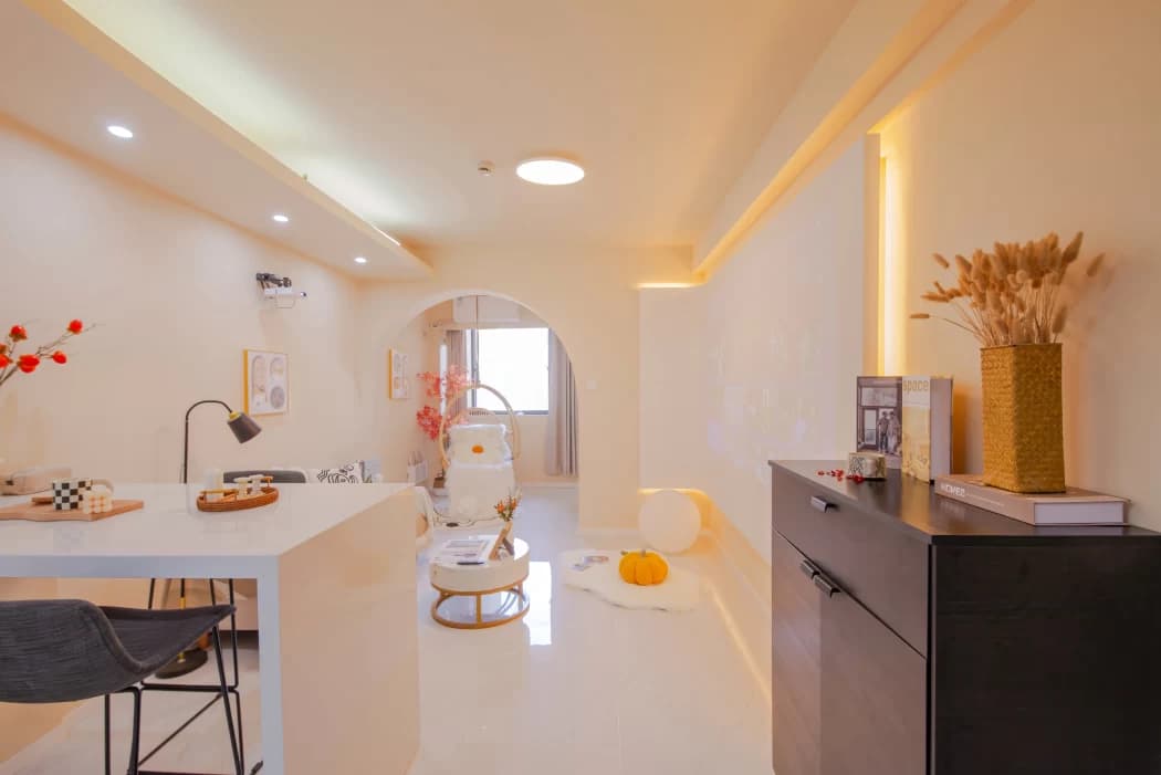 1-Bedroom Apartment for Rent in People's Square Area | Smart Magic House