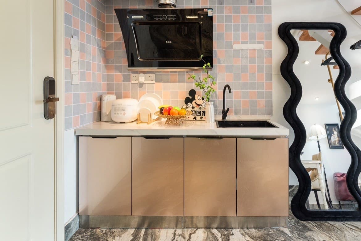 Fully equipped kitchen