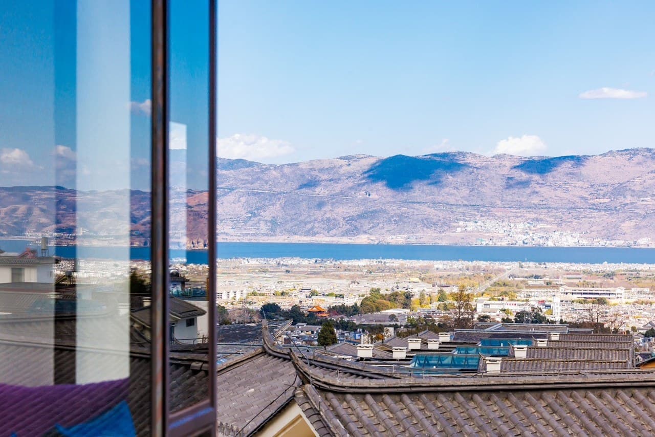 [At the foot of Cangshan Mountain | Convenient transportation and close to scenic spots]