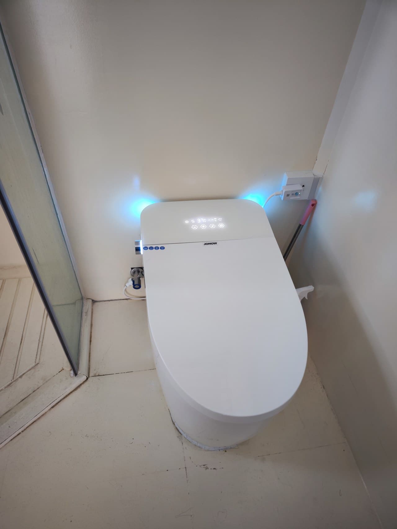 smart toilet