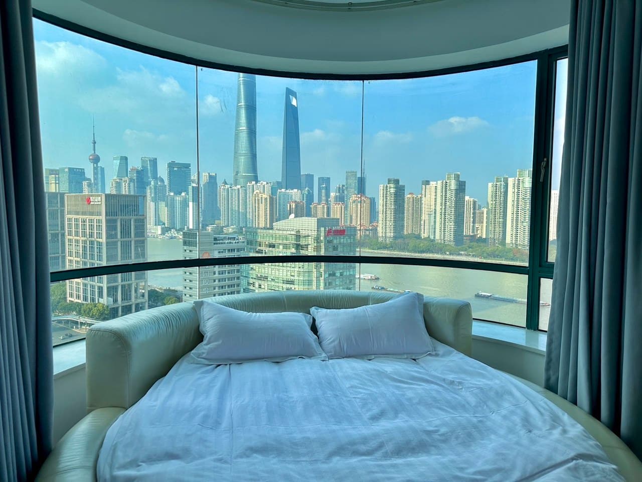 Stunning views and landmarks in Shanghai