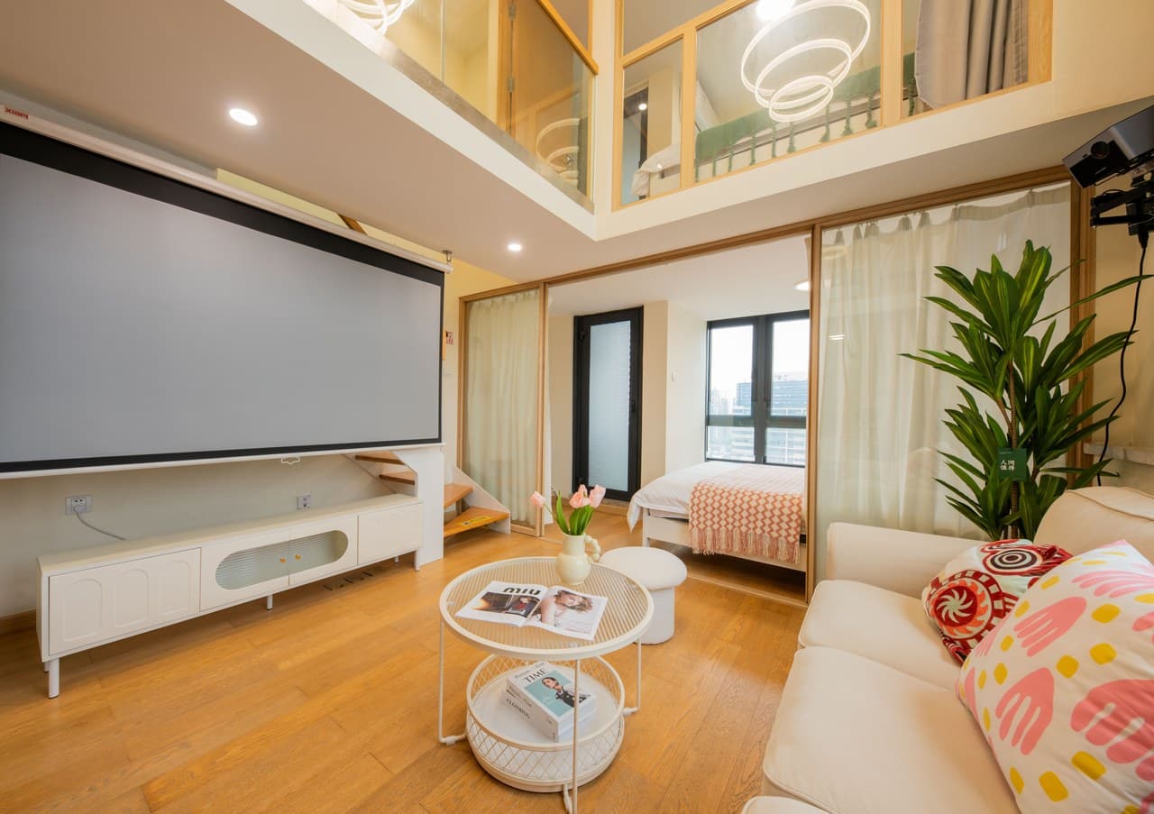 Modern Smart Three-Bedroom