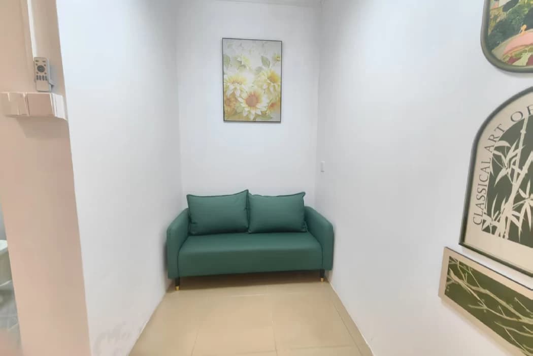 View photo 2