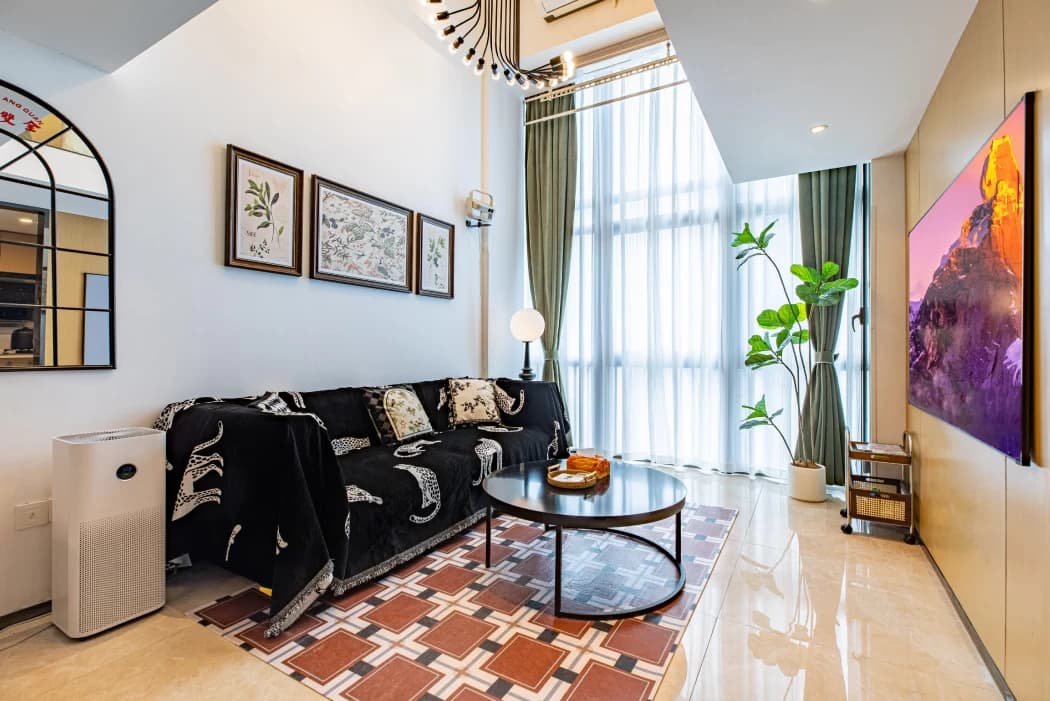 3-Bedroom Duplex Apartment for Rent in Huaqiangbei Commercial District | Jasmine Apartment