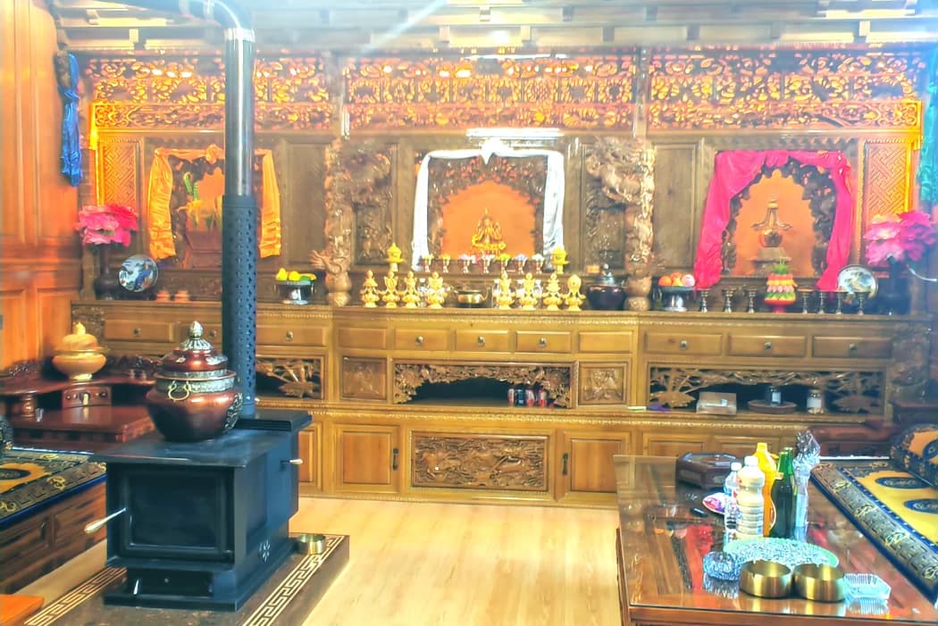 View photo 5