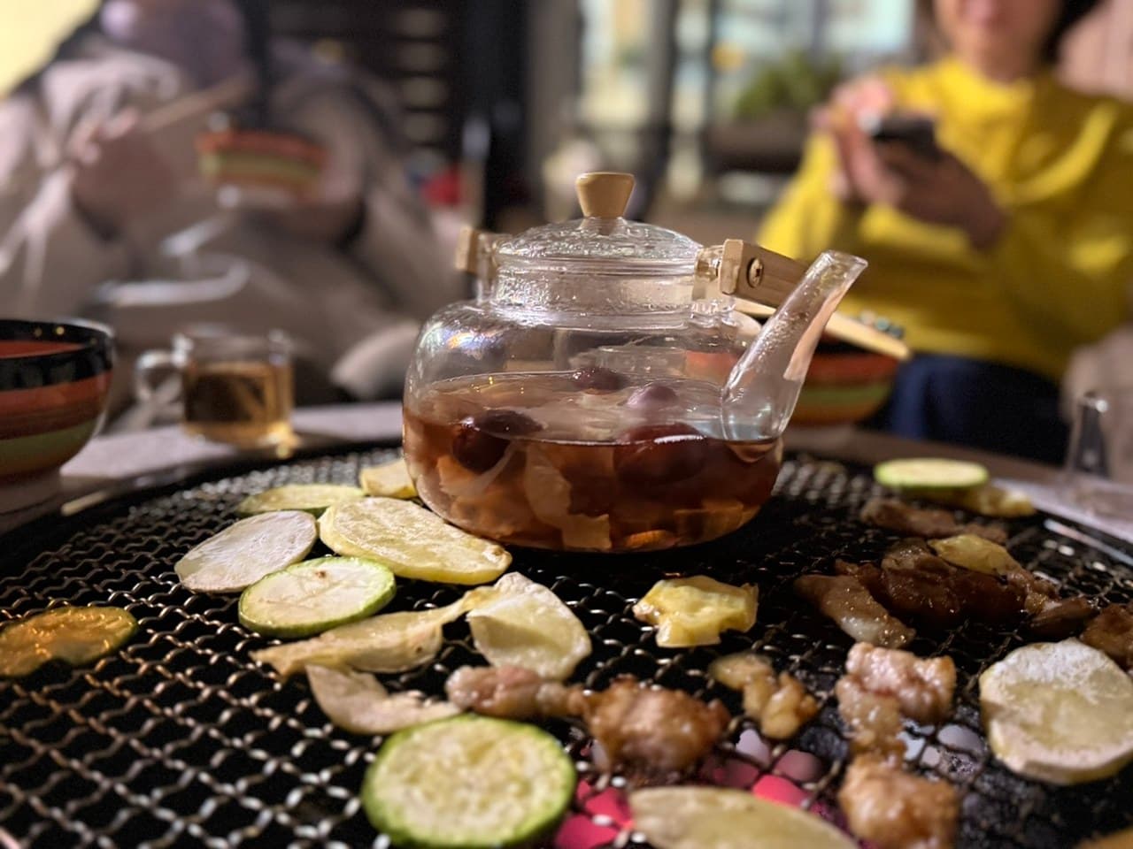 Fireside tea brewing/air conditioning/barbecue