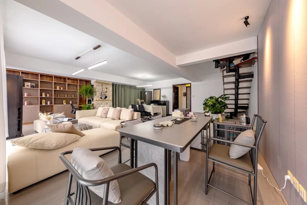 2-Bedroom Duplex Apartment for Rent in Guomao Area | Juhaojia Homestay