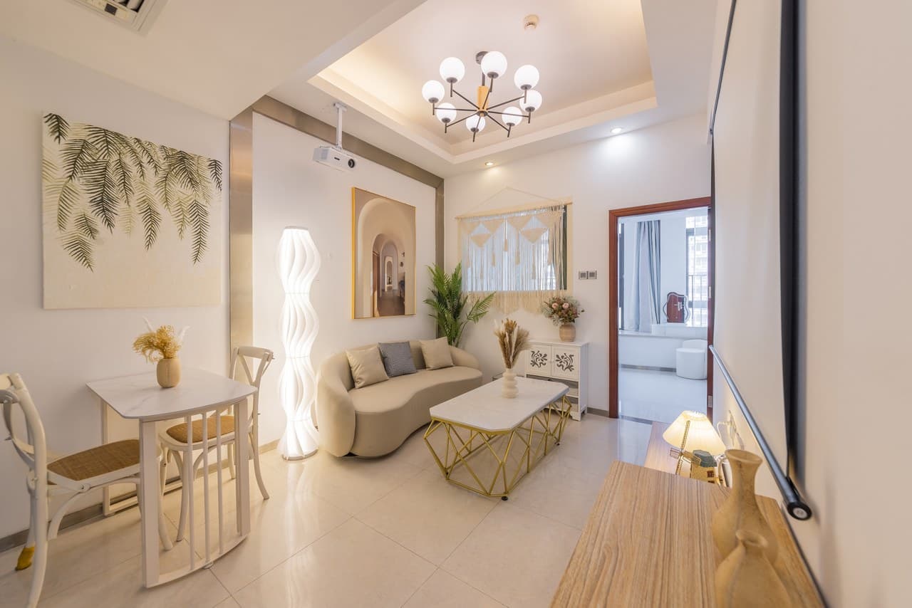 Creamy design near Beijing Road