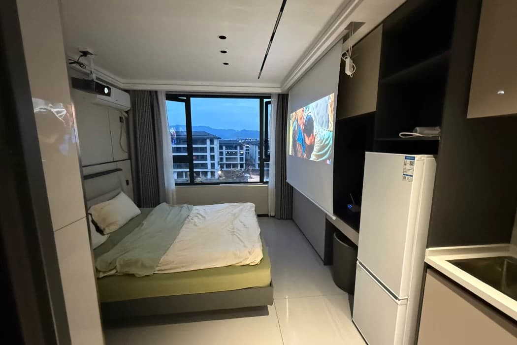 1-Bedroom Standard Apartment for Rent in the Twenty-Three Miles Business District | Smart Home Luxury Apartment by Xiaojin