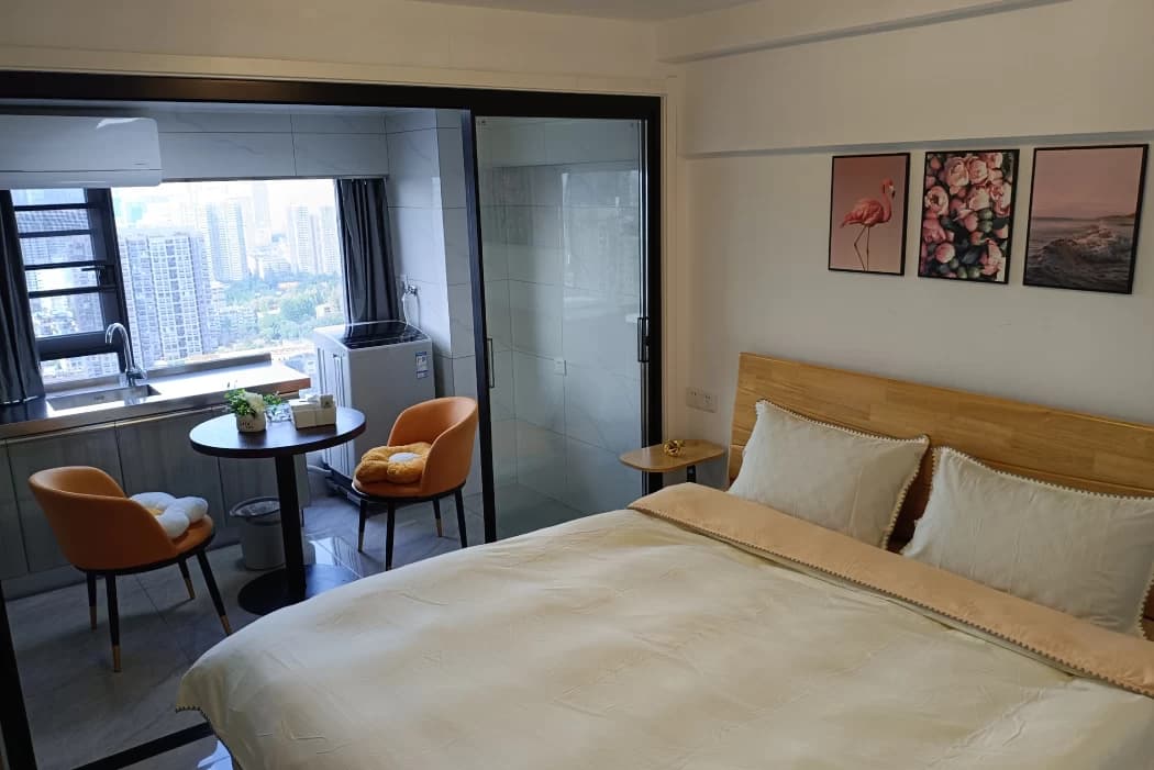 One-bedroom serviced apartment for rent in Jiedaokou/Wuhan University/Nanhu | Xingcheng Homestay
