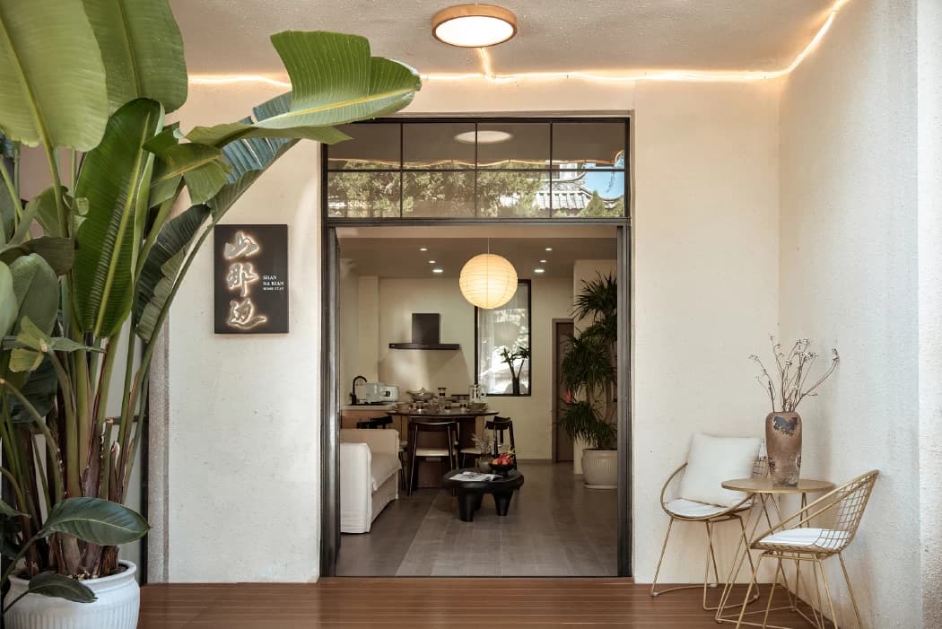 3-bedroom villa for rent in Dali Old Town | Dali's most handsome guesthouse owner.