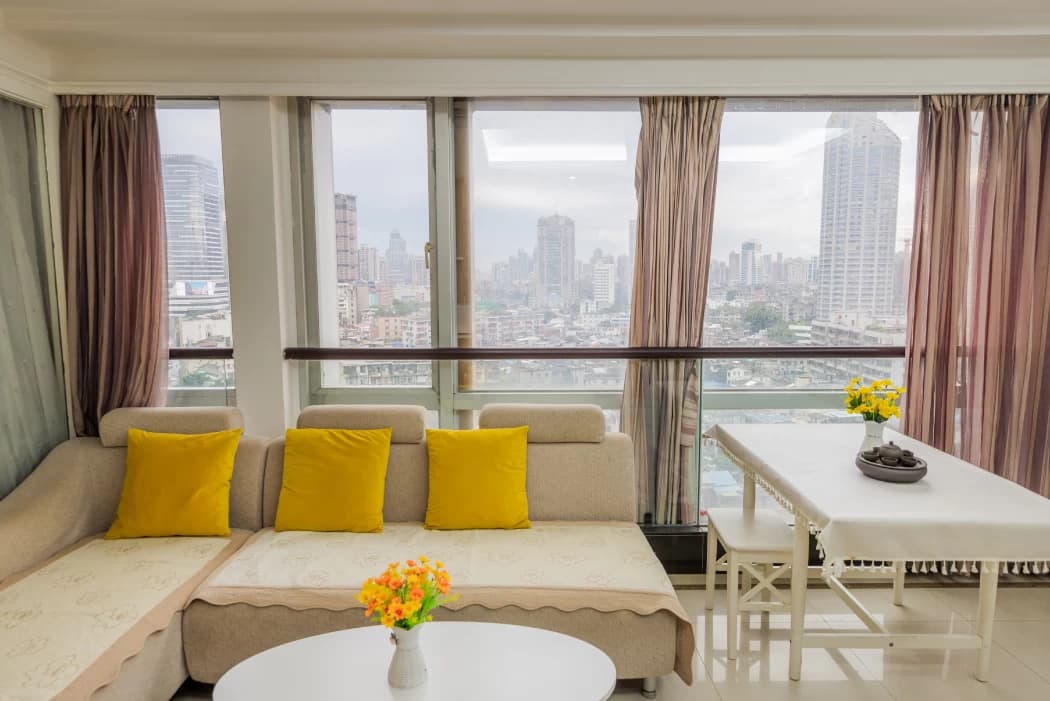 Two-bedroom apartment for rent near Haizhu Square/Beijing Road Pedestrian Street | Bridal suite with stunning views of Guangzhou Tower