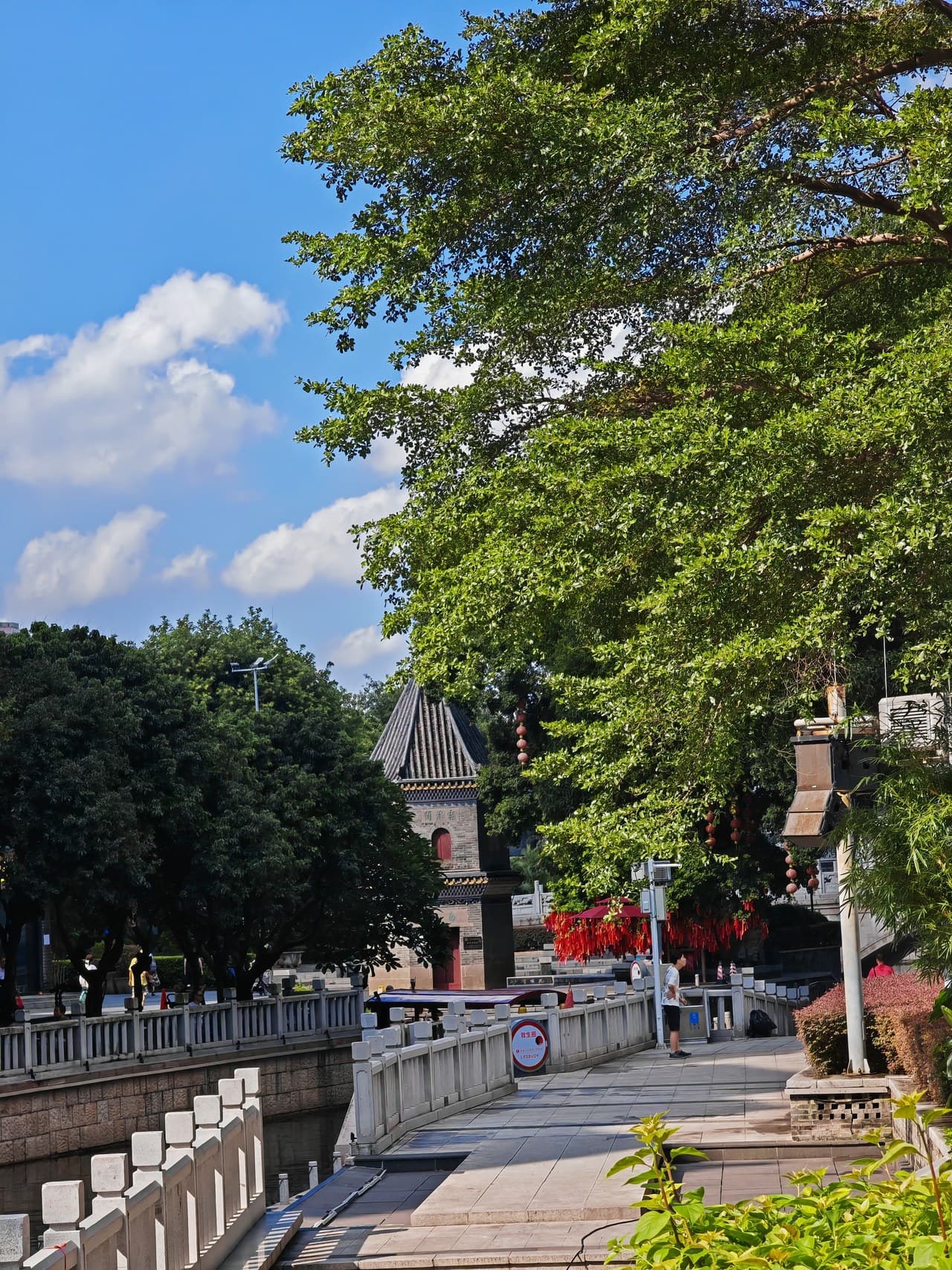 Cultural exploration: a blend of history and culture