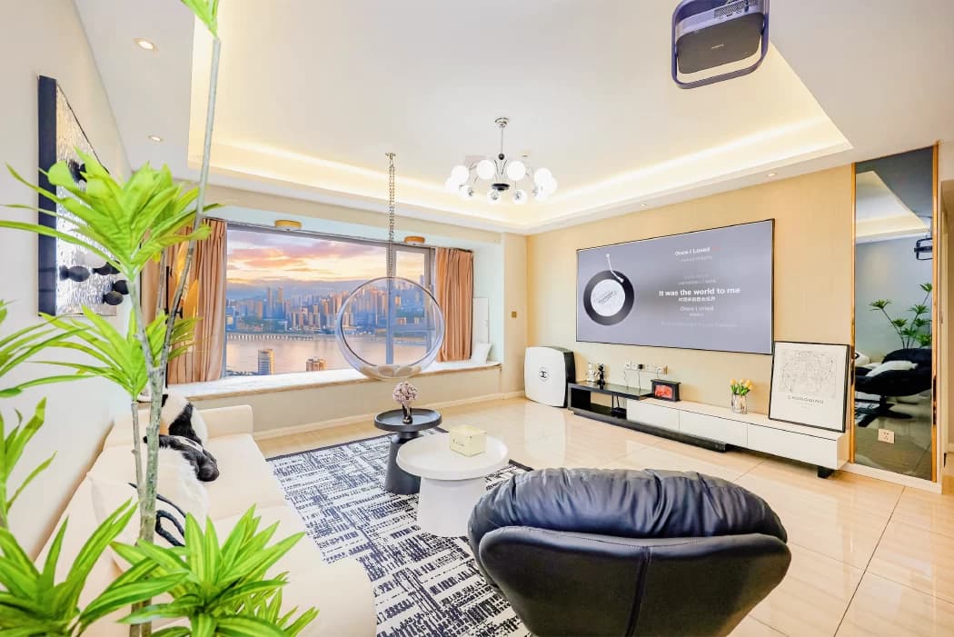 3-Bedroom Standard Apartment for Rent in Jiefangbei/Hongyadong | Luxury Riverside B&B with Bluedish Colors in Jiefangbei