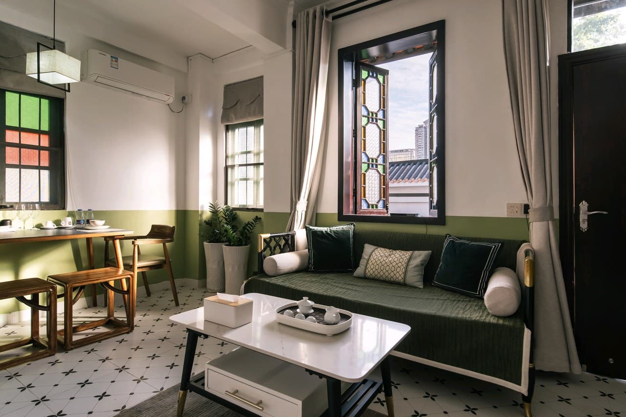 Second floor of a detached private house in the old Xiguan area