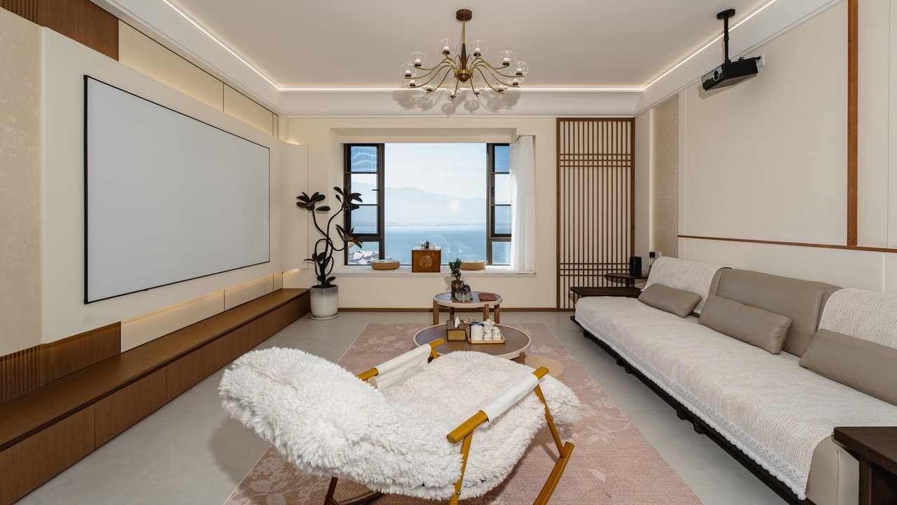 Song-style ocean view penthouse, directly facing Cangshan Mountain and Erhai Lake.